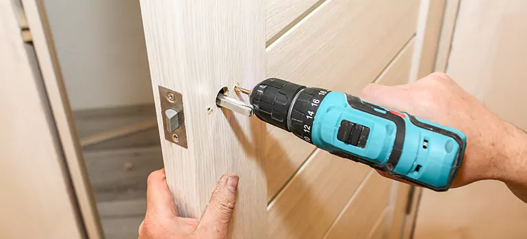 Old Door Knob Repair in Sanford, FL